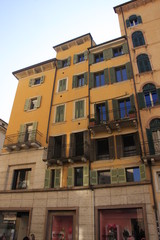 vieilles maisons à Vérone
