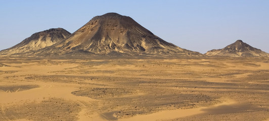 Fototapeta na wymiar Hills in Black desert