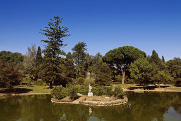 Fototapeta na wymiar jardin du Parc Edouard VII à Lisbonne