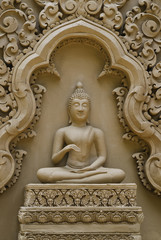 Buddha sculpture on wall at Wat Tham Pu Wa Kanchanaburi, Thailan