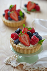 Fresh Berry Tart