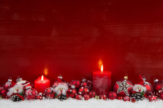 Weihnachtliche Karte in Rot Wei&szlig; dekoriert: Weihnachtskarte