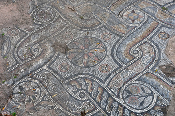 ancient roman floor mosaic