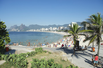 Obraz premium Arpoador Ipanema Beach Rio de Janeiro Brazil Skyline