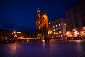 Fototapeta na wymiar View of St Mary's Basilica, Rynek Glowny, Krakow