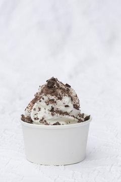Frozen Joghurt Schokoraspeln