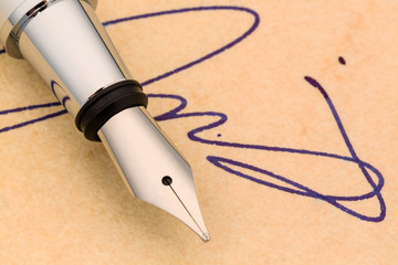Unterschrift und Füllhalter