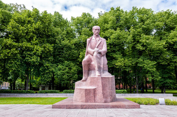 Obraz premium Monument to National Poet Rainis, Riga, Latvia