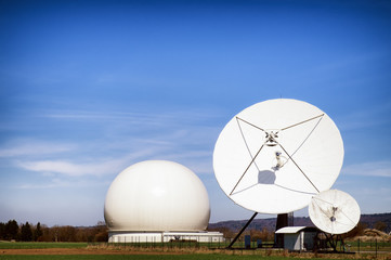 satellite dish - radio telescope