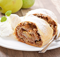 Apple strudel with ice cream
