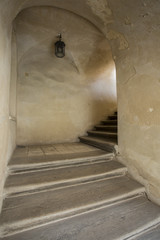zamek-wejście po schodach