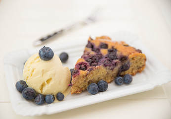 Haselnuss Blaubeer Kuchen