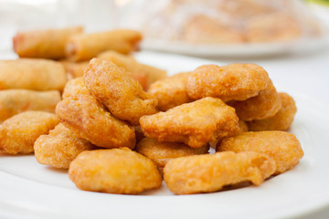 chicken nuggets