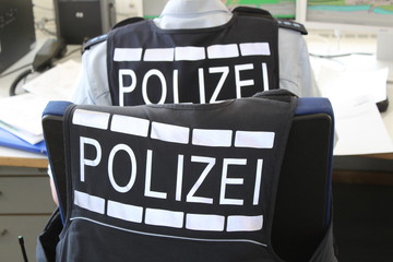 Flirtsignale frau im büro