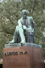 statue of alexis kivi in helsinki