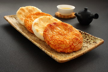 煎餅　和菓子　緑茶