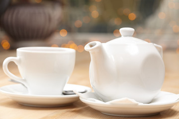 Fototapeta na wymiar teapot with tea