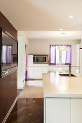 Kitchen, counter top