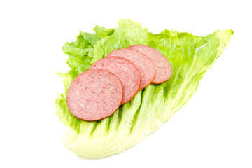 Frische Salami mit Eisberg Salat