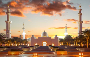 Zelfklevend Fotobehang Sheikh Zayed mosque in Abu Dhabi, United Arab Emirates © Tomas Marek