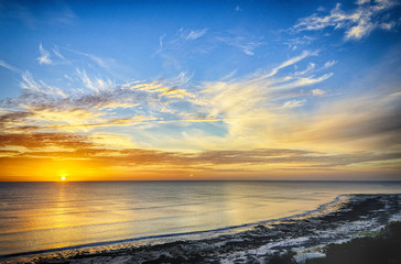Fototapeta na wymiar Dynamic sunset at Aldinga Beach, South Australia