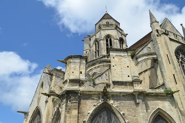 Fototapeta na wymiar Eglise St-Etienne-le-Vieux (XIème siècle) à Caen (Normandie)