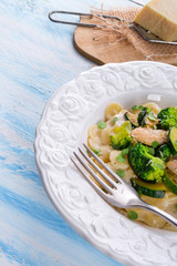 Farfalle pasta with zucchini and broccoli