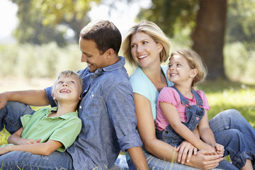 Fototapeta premium Family in the country