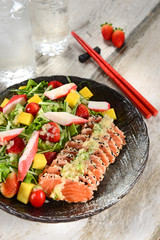 salad with salmon sashimi