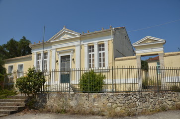 Paxos isola greca ed una scuola