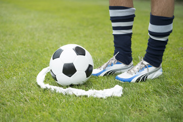 Soccer marking spray free kick line