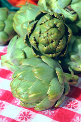 Fototapeta premium Organic Artichokes, cut a minute ago