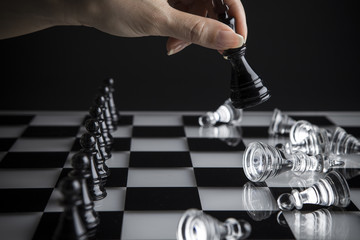 chess and hand © Monet