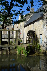 Fototapeta na wymiar Moulin à eau à Bayeux (Normandie)