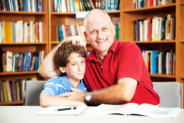 Fototapeta premium Library - Annoying Dad