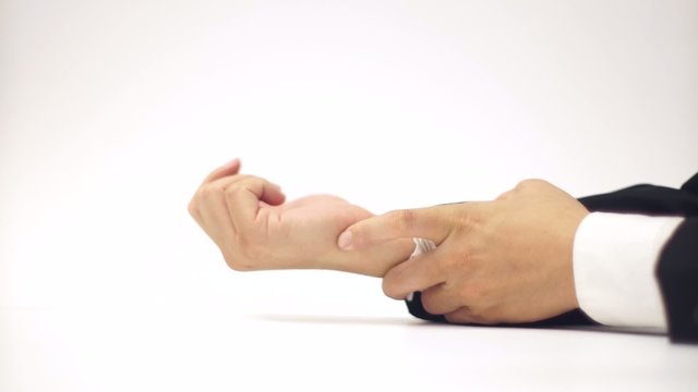 Man Hand Pain From Using Mouse