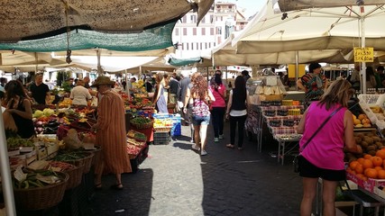 mercato campo dei fiori roma