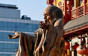 Foto op Canvas Wooden idol in Beijing © Savvapanf Photo ©