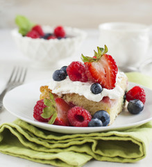 Cornmeal-berry sheet cake