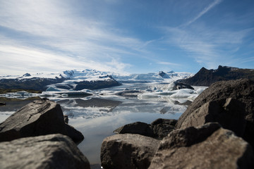 Obraz premium Jökulsárlón - Bucht mit Eisbergen