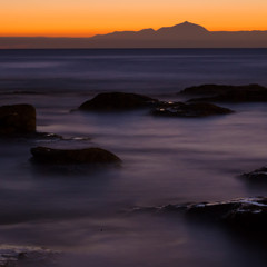 Fototapeta na wymiar Küste Gran Canarias und Insel Teneriffa im Abendlicht