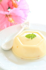 Asian food, Mango pudding with mint
