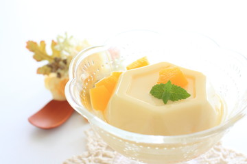 Asian sweet food, mango pudding