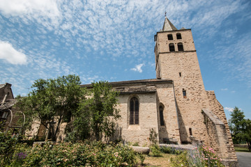 Fototapeta na wymiar Collégiale de Sauveterre de Rouergue, Aveyron