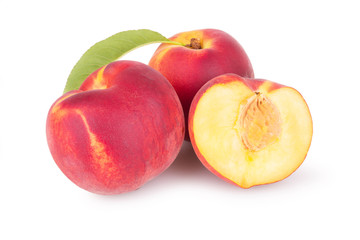 Fototapeta na wymiar juicy peaches with slice