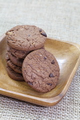 macadamia nut cookies with chocolate