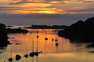 Coucher du soleil sur l'entrée l'estuaire de l'Aber Wrach