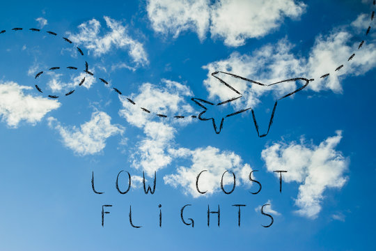 travel industry: airplanelow cost flights design