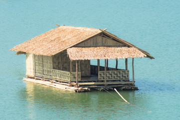 houseboat