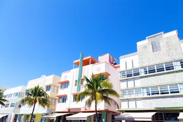Keuken spatwand met foto Art deco architecture and palms of Miami Beach, Florida. © avmedved